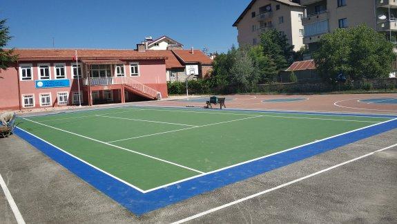 15 Temmuz Şehitleri İmam Hatip Ortaokulu Bahçesine Kort Tenis Sahası